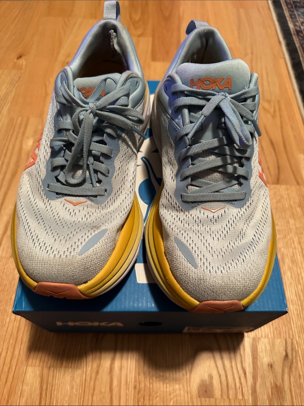 Hoka Bondi 8 women’s 8.5B Light Blue and Yellow Running Sneakers